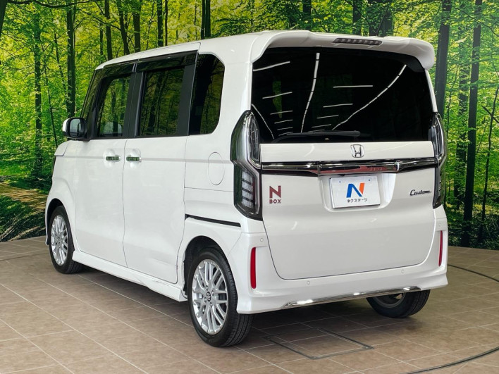 2022 Honda N-BOX CUSTOM 6BA-JF3 (UW-6a28d580688ac)[13]