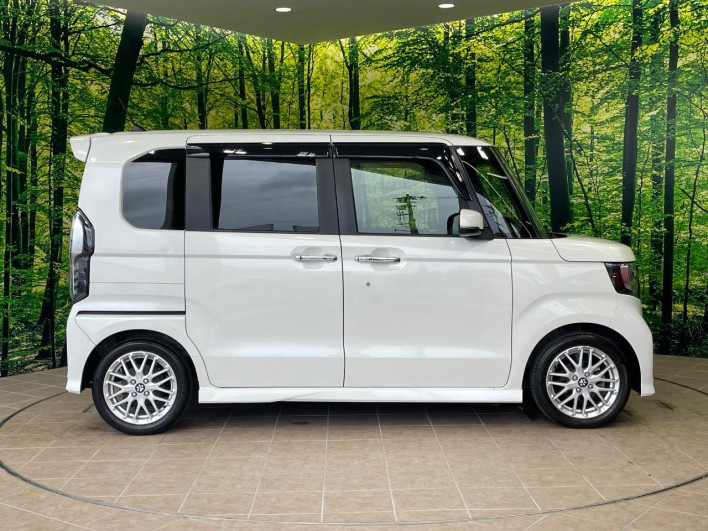 2022 Honda N-BOX CUSTOM 6BA-JF3 (UW-6a28d580688ac)[16]