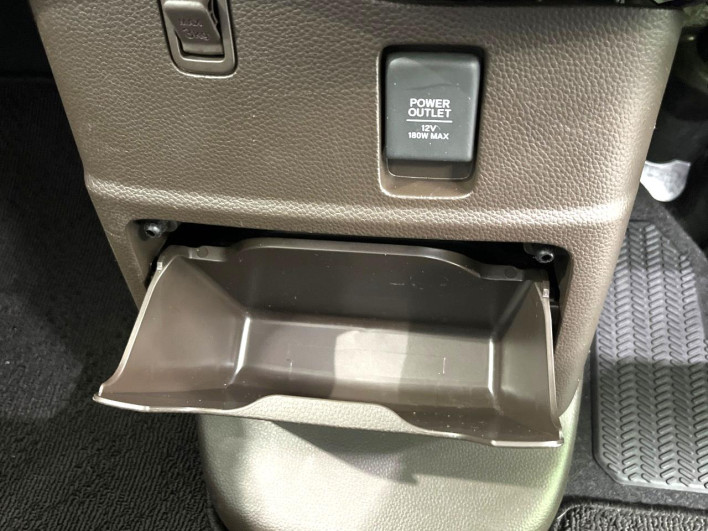 2022 Honda N-BOX 6BA-JF4 (UW-6a28d587282da)[17]