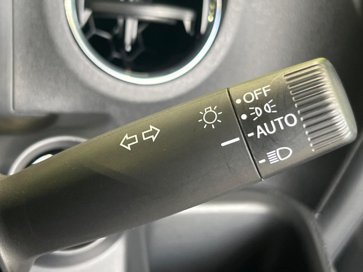 2024 Honda N-BOX CUSTOM 6BA-JF5 (UW-6a28d5902d57e)[21]