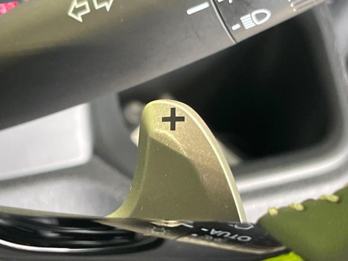 2024 Honda N-BOX CUSTOM 6BA-JF5 (UW-6a28d5902d57e)[23]