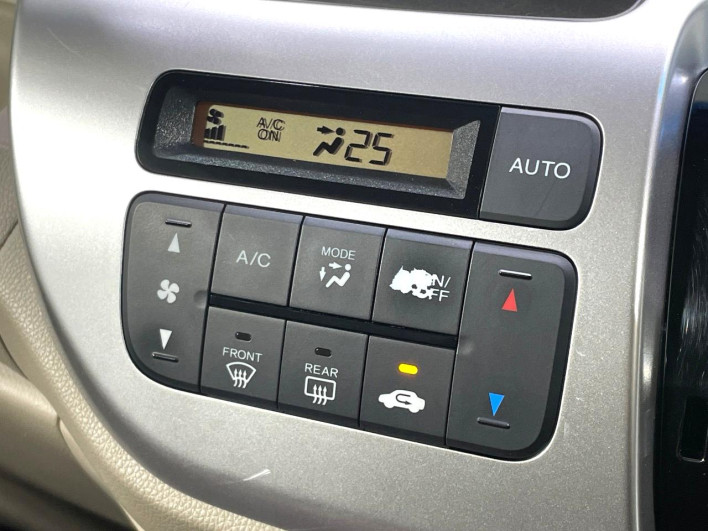 2016 Honda N-WGN DBA-JH1 (UW-6a28d59a3d5d1)[22]
