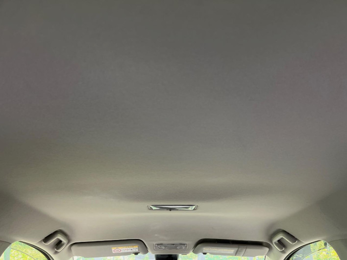 2015 Toyota Vitz DBA-KSP130 (UW-6a28d5b28a3de)[11]