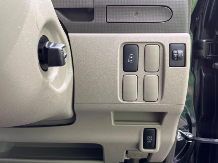 2011 Daihatsu Tanto DBA-L375S (UW-6a28d5b4e91d0)[13]