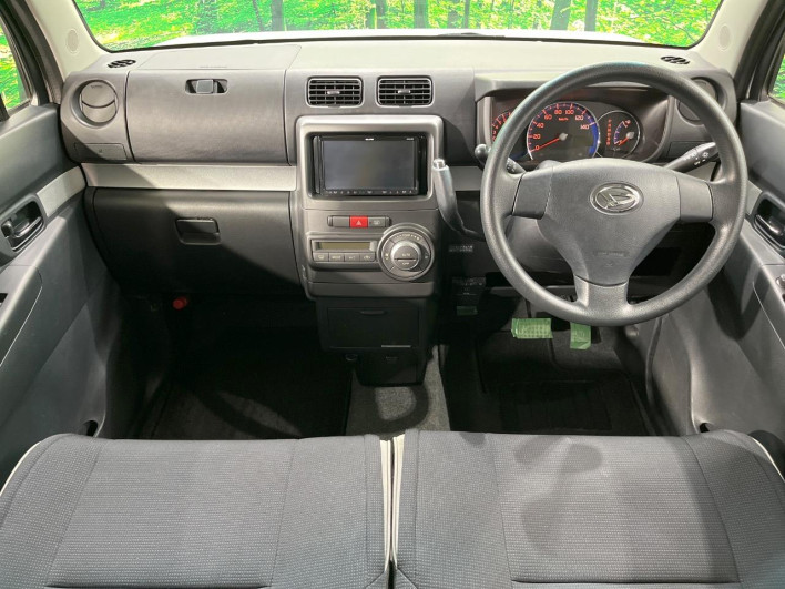 2013 Daihatsu Move Conte DBA-L575S (UW-6a28d5b75fc3e)[15]