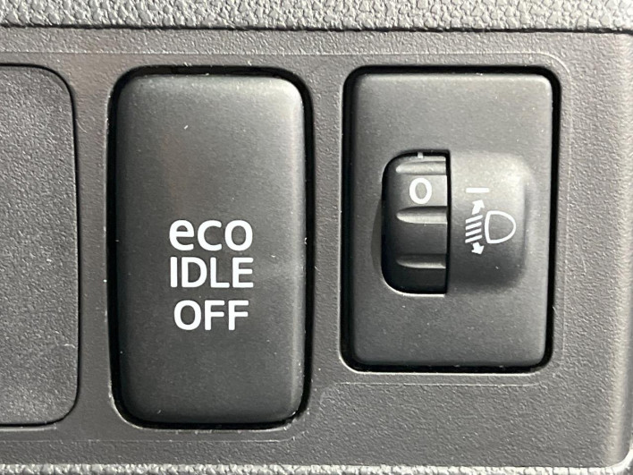 2013 Daihatsu Move Conte DBA-L575S (UW-6a28d5b75fc3e)[19]