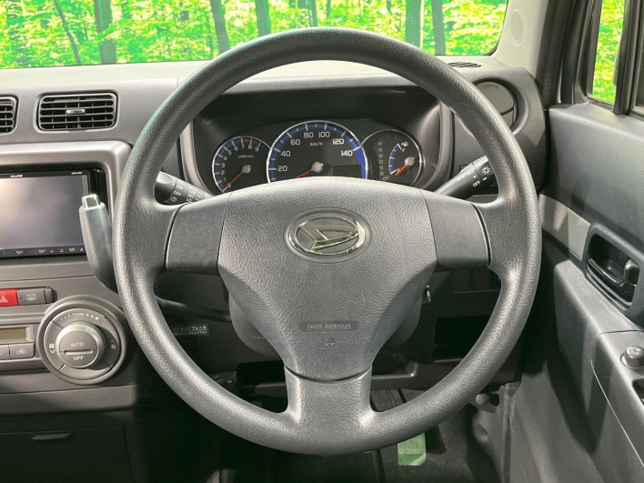 2013 Daihatsu Move Conte DBA-L575S (UW-6a28d5b75fc3e)[16]
