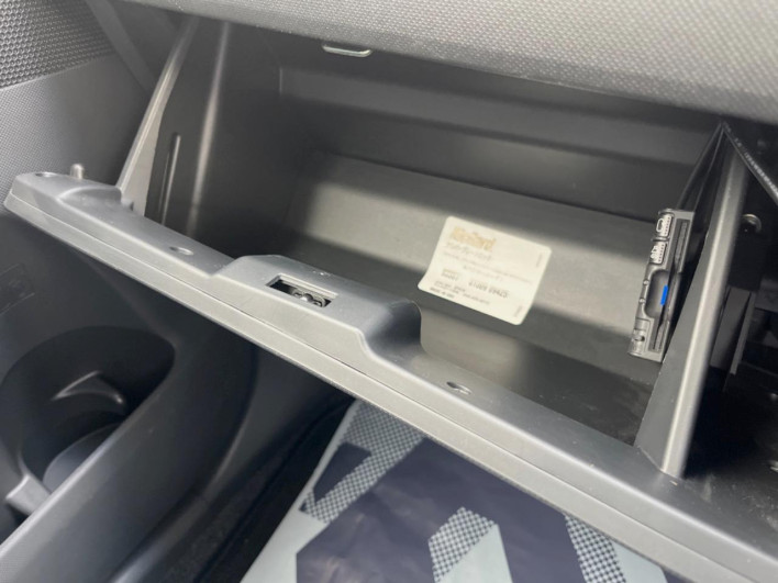 2013 Daihatsu Move DBA-LA100S (UW-6a28d5baacb33)[8]