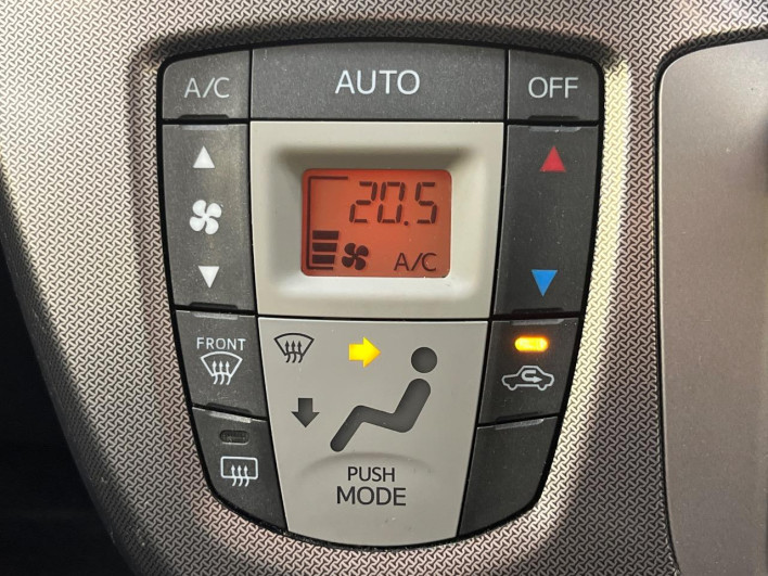 2013 Daihatsu Move DBA-LA100S (UW-6a28d5bac6c7f)[15]