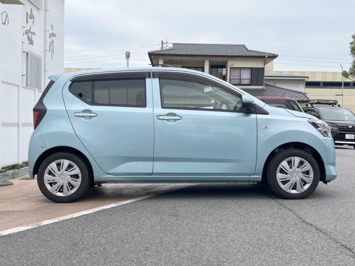 2017 Daihatsu Mirai Ease DBA-LA350S (UW-6a28d5c300d8a)[9]
