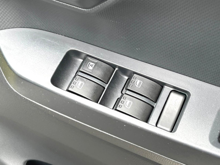 2020 Daihatsu Mirai Ease 5BA-LA350S (UW-6a28d5c3bea38)[5]