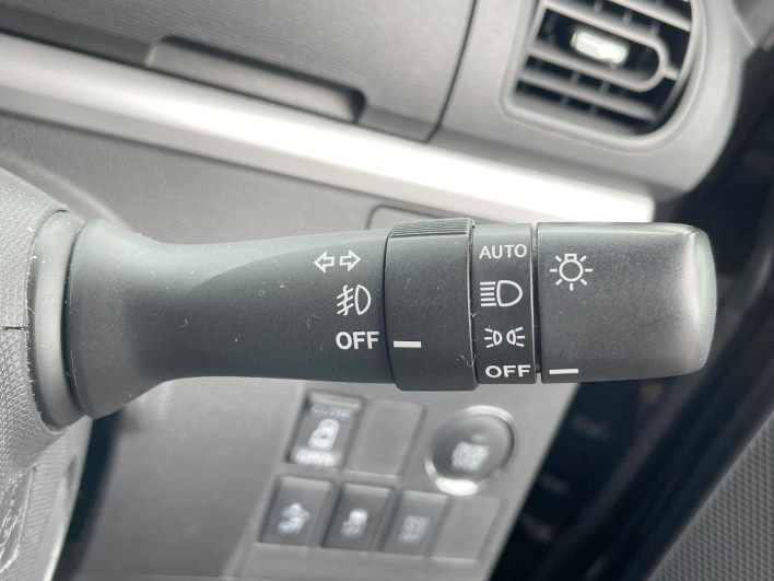 2014 Daihatsu Tanto DBA-LA600S (UW-6a28d5c90b9dc)[21]