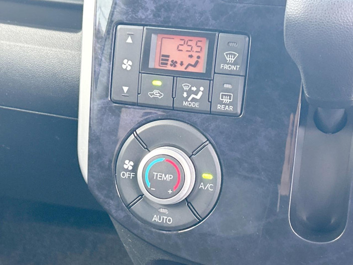 2017 Daihatsu Tanto DBA-LA600S (UW-6a28d5cbb47f6)[14]
