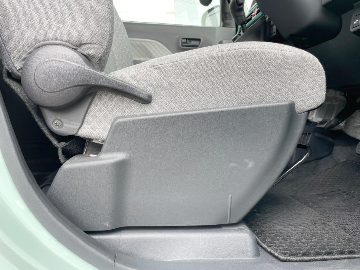 2019 Daihatsu Tanto 6BA-LA650S (UW-6a28d5ced4f80)[10]