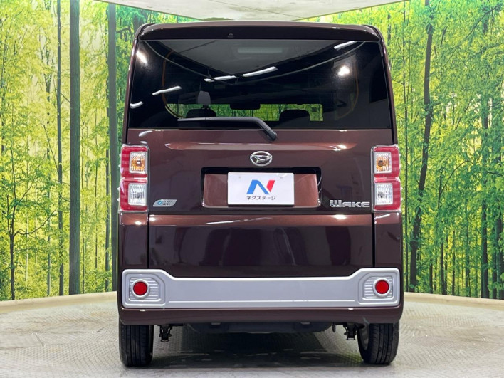 2015 Daihatsu Wake DBA-LA700S (UW-6a28d5d488c21)[15]