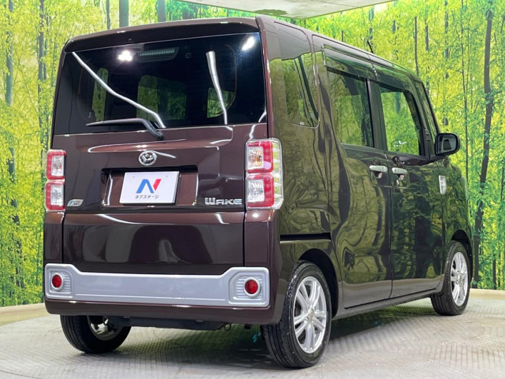 2015 Daihatsu Wake DBA-LA700S (UW-6a28d5d488c21)[16]