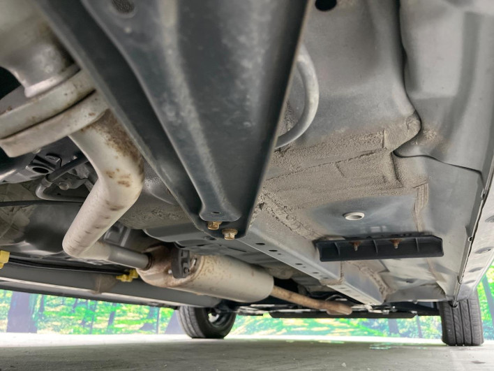 2017 Daihatsu Wake DBA-LA700S (UW-6a28d5d58c7ed)[9]