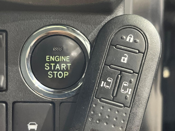 2017 Daihatsu Wake DBA-LA700S (UW-6a28d5d58c7ed)[18]