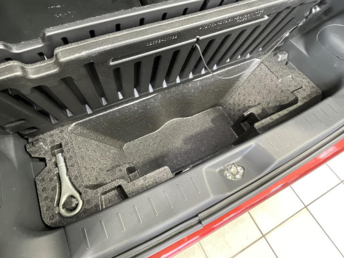 2017 Daihatsu Move Canbus DBA-LA800S (UW-6a28d5d760dba)[17]