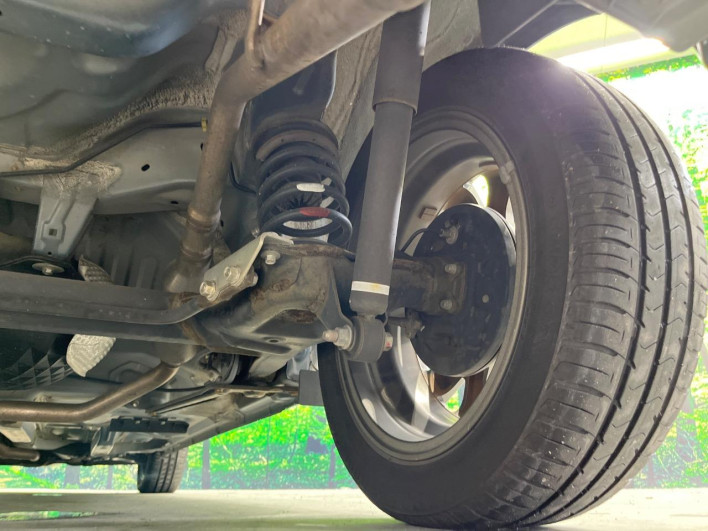 2017 Daihatsu Toll DBA-M900S (UW-6a28d5e95e89e)[11]