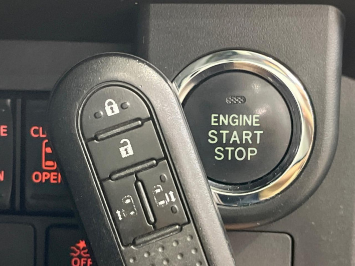 2017 Daihatsu Toll DBA-M900S (UW-6a28d5e95e89e)[25]