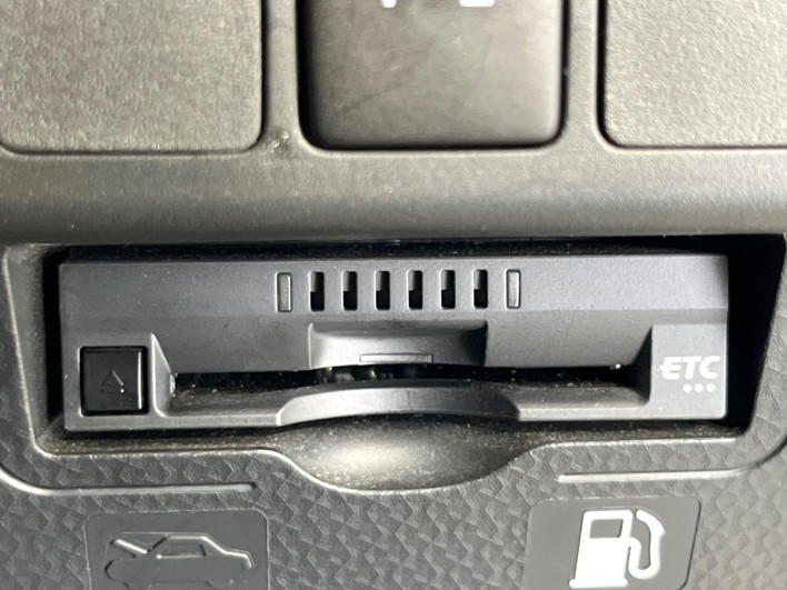 2018 Toyota Roomy DBA-M910A (UW-6a28d5ebaf3d0)[21]