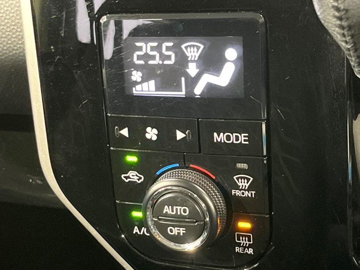 2018 Toyota Roomy DBA-M910A (UW-6a28d5ebaf3d0)[27]