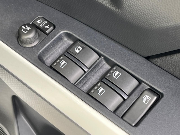 2019 Toyota TANK DBA-M910A (UW-6a28d5ec188f7)[15]