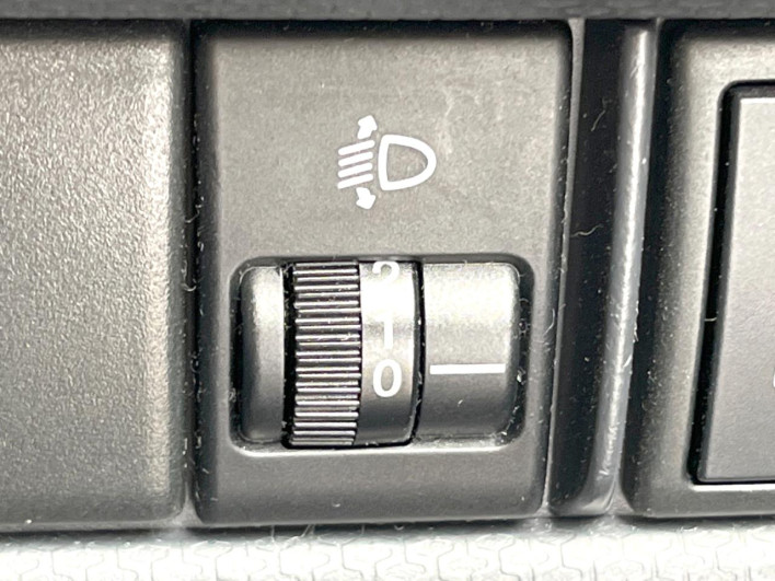 2013 Suzuki Solio DBA-MA15S (UW-6a28d5ed5e259)[28]