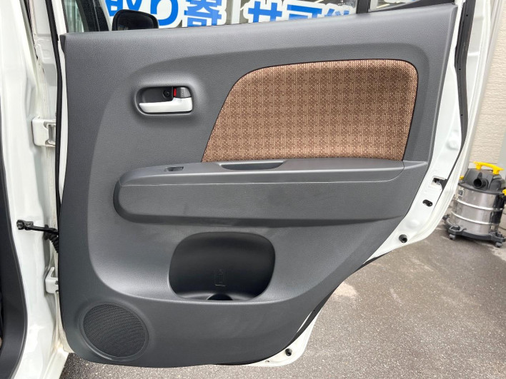 2012 Nissan Moco DBA-MG33S (UW-6a28d5f86c953)[29]