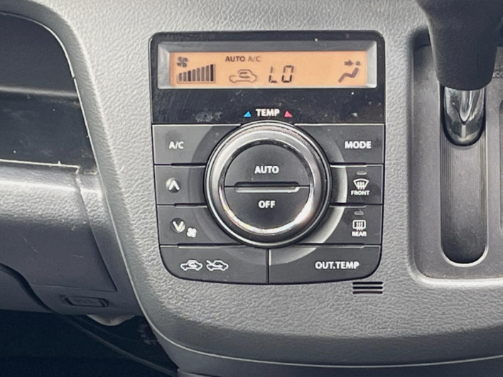 2013 Suzuki Wagon R Stingray DBA-MH34S (UW-6a28d5fbef69c)[25]