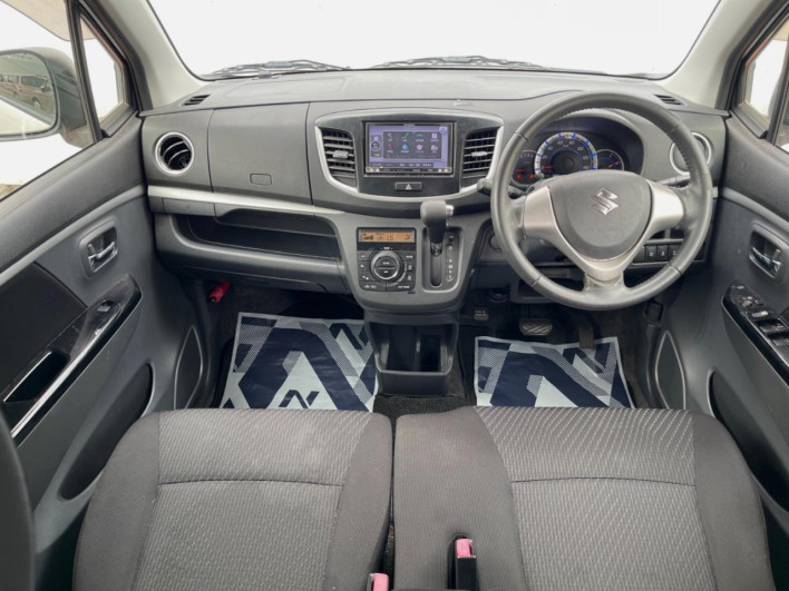 2013 Suzuki Wagon R Stingray DBA-MH34S (UW-6a28d5fbef69c)[23]