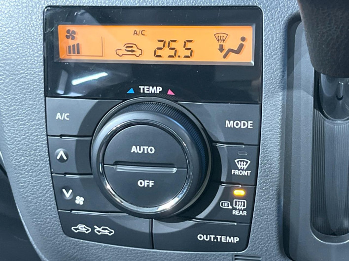 2013 Suzuki Spacia Custom DBA-MK32S (UW-6a28d6040faf6)[23]