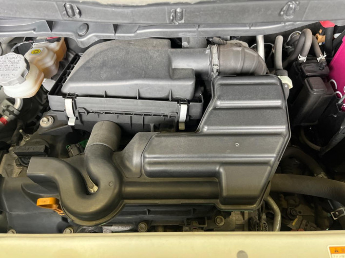 2017 Suzuki Spacia Custom Z DAA-MK42S (UW-6a28d605db85b)[4]