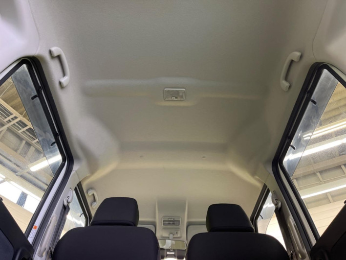 2017 Suzuki Spacia Custom Z DAA-MK42S (UW-6a28d605db85b)[21]