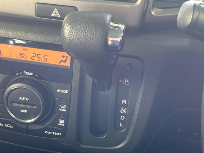 2017 Suzuki Spacia Custom Z DAA-MK42S (UW-6a28d605db85b)[15]