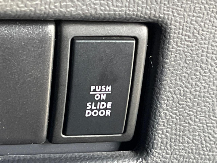 2012 Nissan Roox DBA-ML21S (UW-6a28d6152f68a)[24]