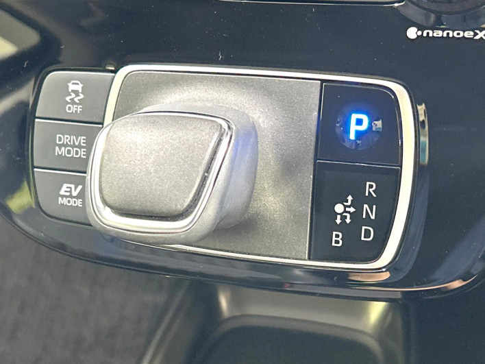 2021 Toyota Aqua 6AA-MXPK16 (UW-6a28d642bd911)[13]