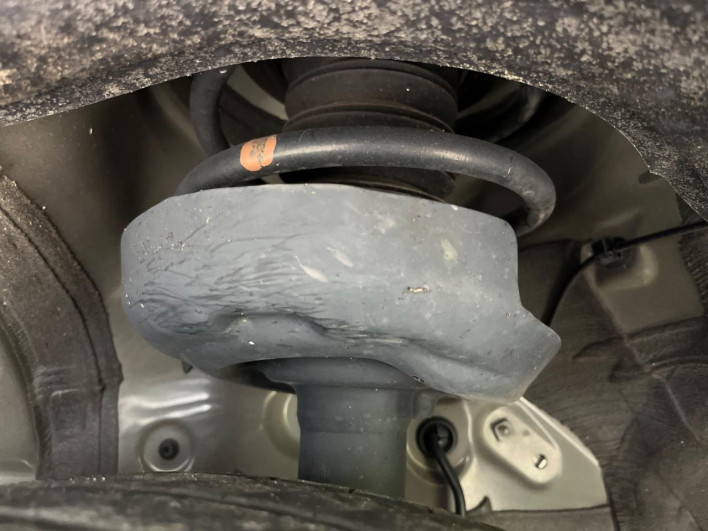 2022 Toyota Voxy 6BA-MZRA90W (UW-6a28d65357e3f)[17]