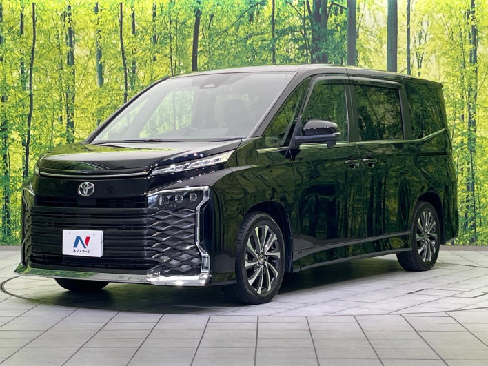 2022 Toyota Voxy 6BA-MZRA90W (UW-6a28d65357e3f)[5]