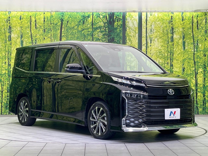 2022 Toyota Voxy 6BA-MZRA90W (UW-6a28d65357e3f)[11]