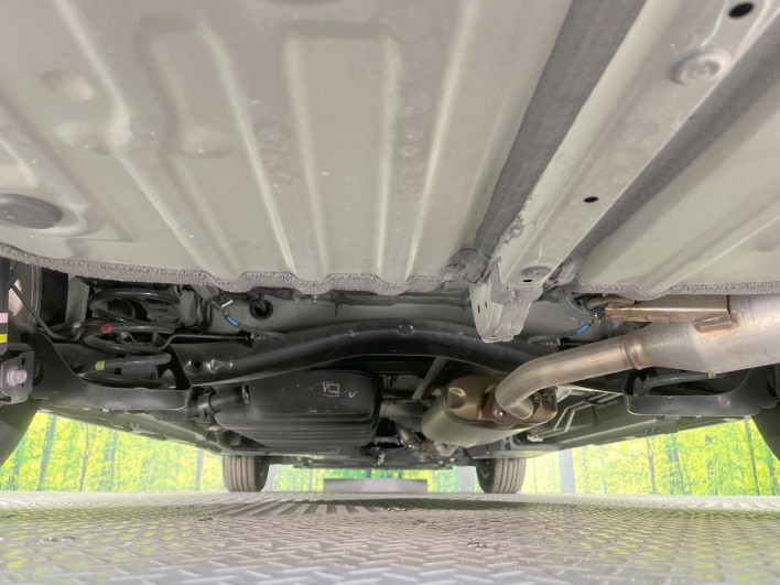 2022 Toyota Voxy 6BA-MZRA90W (UW-6a28d653c21e8)[23]