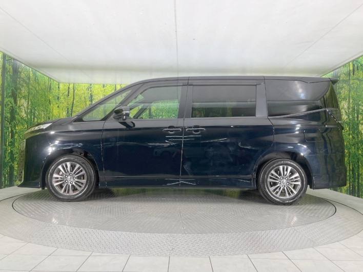 2022 Toyota Voxy 6BA-MZRA90W (UW-6a28d653c21e8)[21]