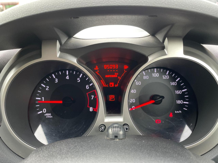 2015 Nissan JUKE CBA-NF15 (UW-6a28d65b22688)[2]
