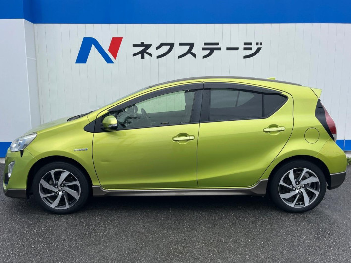 2015 Toyota Aqua DAA-NHP10 (UW-6a28d65c88386)[18]
