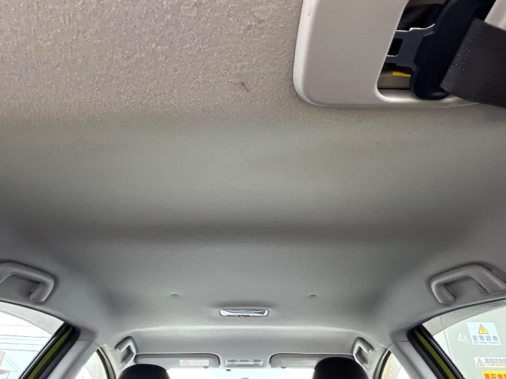 2015 Toyota Aqua DAA-NHP10 (UW-6a28d65c88386)[27]