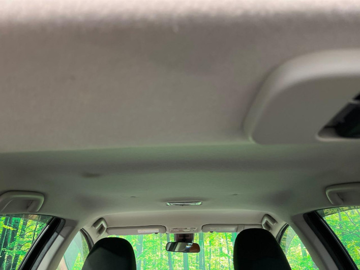 2016 Toyota Aqua DAA-NHP10 (UW-6a28d65cd7047)[7]