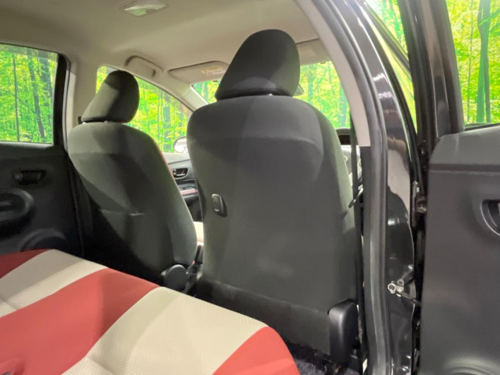 2016 Toyota Aqua DAA-NHP10 (UW-6a28d65cd7047)[14]