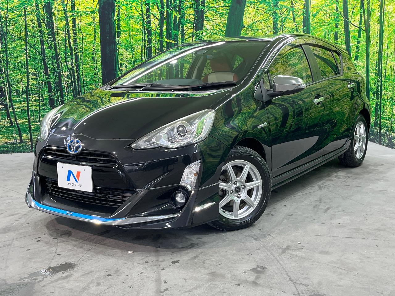 2016 Toyota Aqua DAA-NHP10