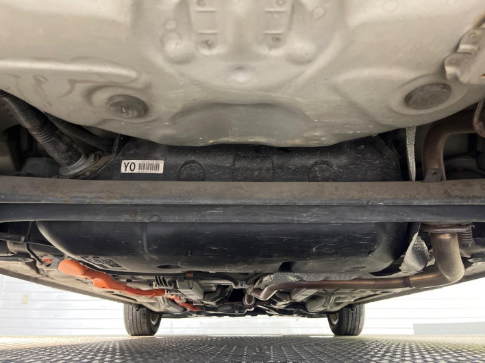 2013 Toyota Aqua DAA-NHP10 (UW-6a28d65f4bb02)[11]